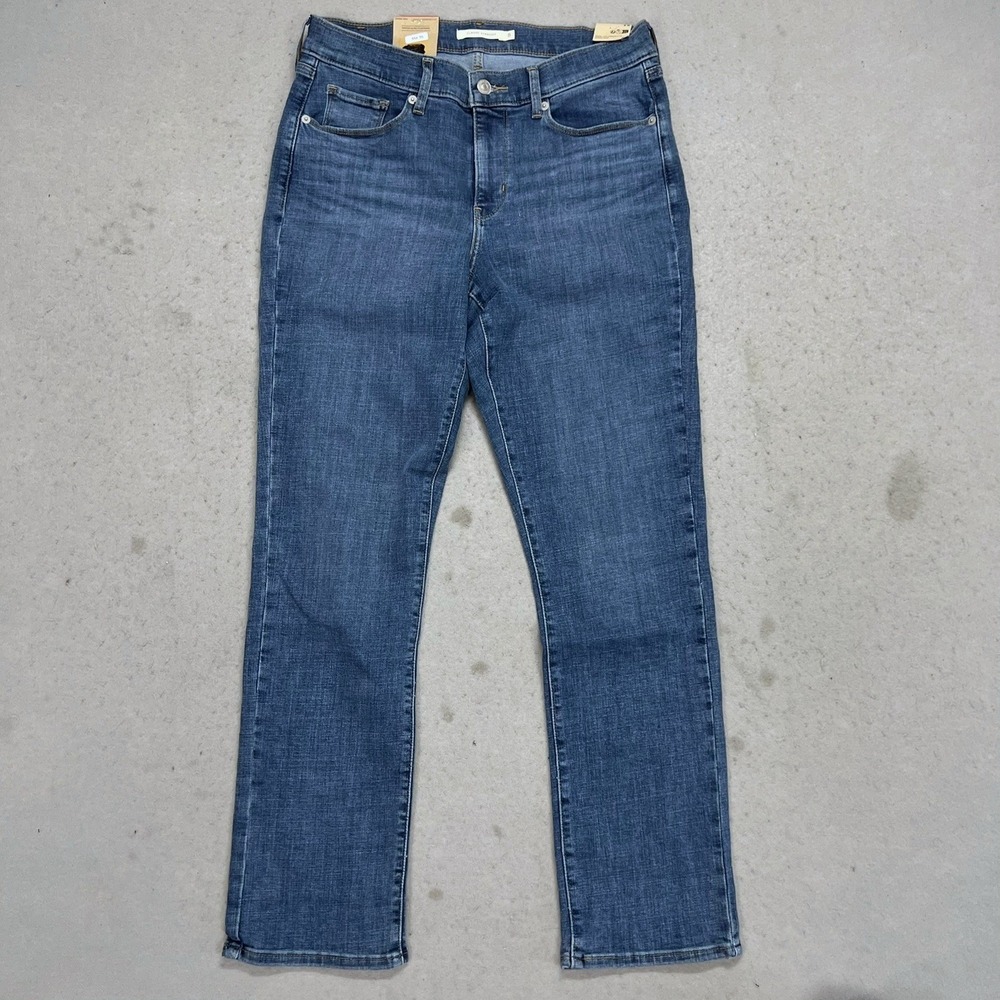 Levis Classic Straight Jeans Womens 8M Medium Wash Mid Rise Stellar Stretch NEW